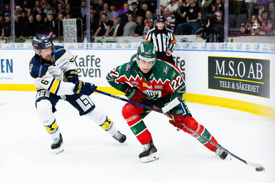 HV71s Anton Strålman och Frölundas Linus Nässen