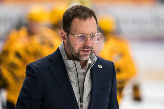 Rögles tränare Roger Hansson deppar