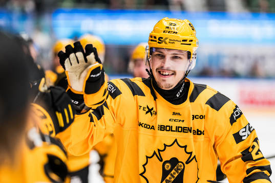 Skellefteås Jonathan Johnson jublar