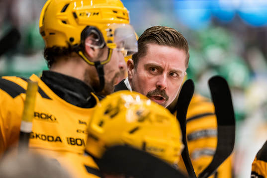 Skellefteås assisterande tränare Pierre Johnsson