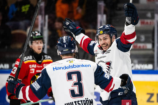 Linköpings Ty Rattie jublar