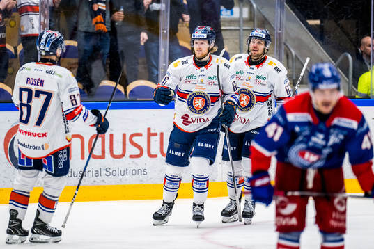 Växjös Joachim Blichfeld jublar