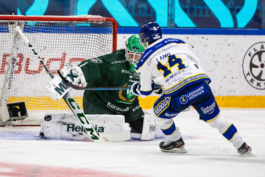 Färjestads målvakt Victor Brattström och Leksands Oskar