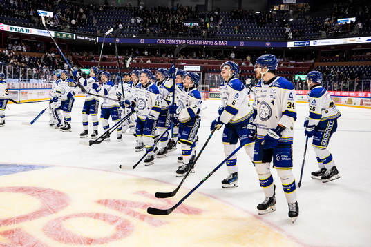 Leksands spelarna jublar