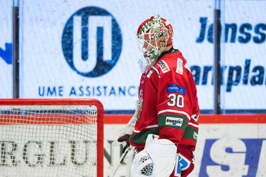 MoDos målvakt Lassi Lehtinen deppar