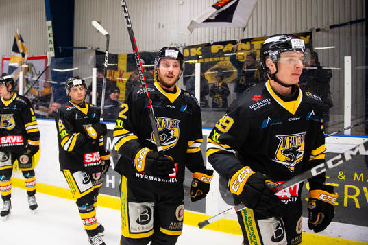 Pantern spelare jublar