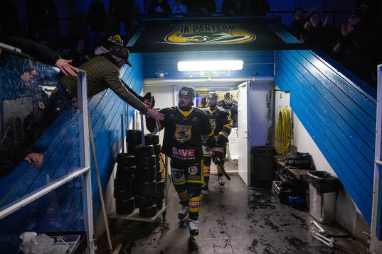 Panters spelare gör entré