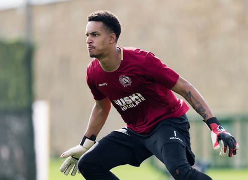 Hammarbys målvakt Oliver Dovin