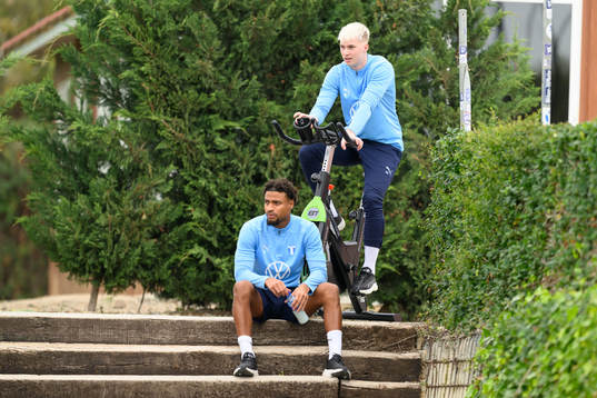 Malmö FFs Joseph Ceesay och Daniel Gudjohnsen
