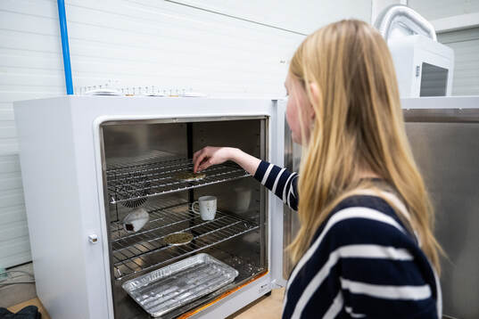 Pernilla Larsson, kemiingenjör Improve Tec Hönö, känner