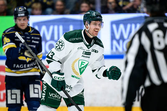 Färjestads Joel Kellman jublar