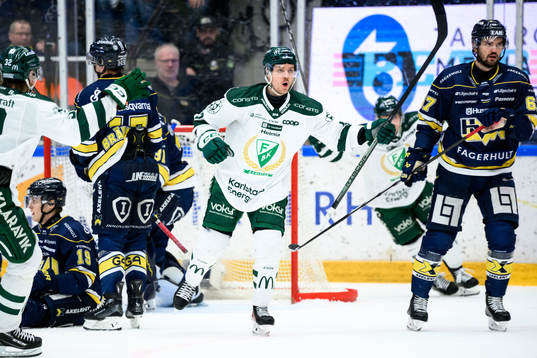 Färjestads Joel Kellman jublar