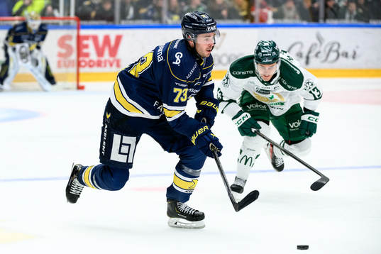HV71s Nicholas Shore och Färjestads Joel Kellman