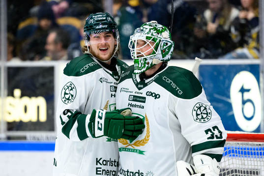Färjestads Jeremy Salvas Groleau och målvakt Maxime