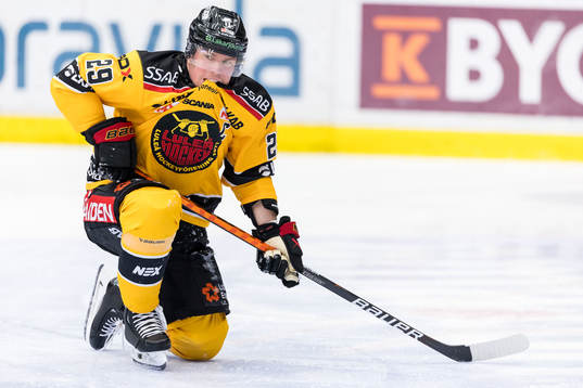 Luleås Erik Gustafsson har ont