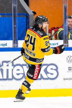 Luleås Brendan Shinnimin jublar