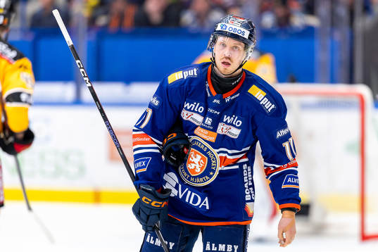 Växjös Kalle Kossila deppar