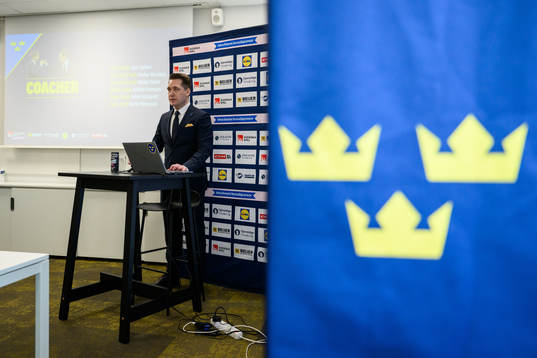 Tre Kronors förbundskapten Sam Hallam