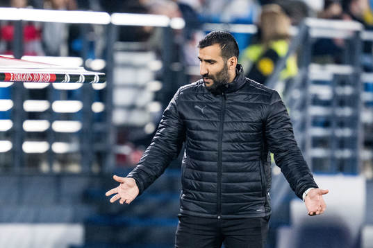 Head coach Mak Lind of Häcken reacts