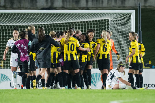 Players of Häcken celebrate