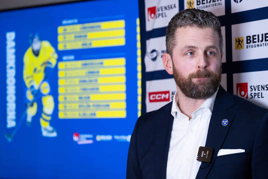 Damkronornas förbundskapten Ulf Lundberg