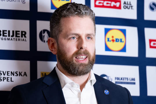 Damkronornas förbundskapten Ulf Lundberg