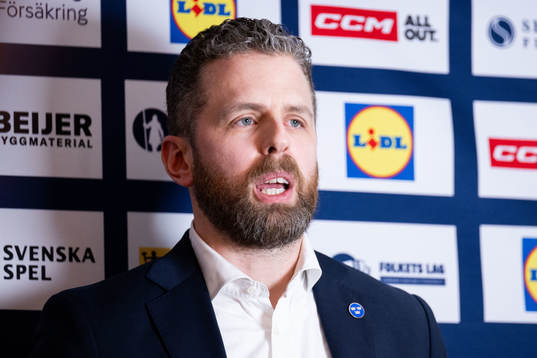 Damkronornas förbundskapten Ulf Lundberg