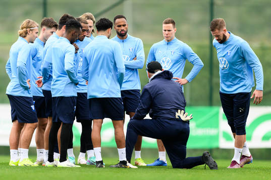 Malmö FFs Isaac Kiese Thelin, målvaktstränare Jonnie