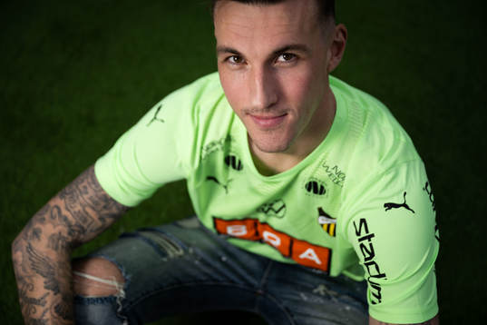 Andreas Linde