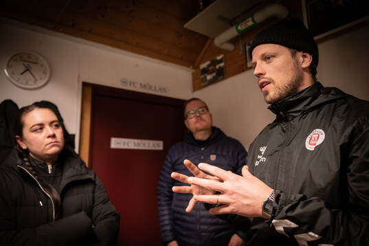 Thea Andersson, ordförande Anders Juhlin och sportchef