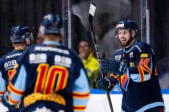 Djurgårdens Albin Grewe jublar
