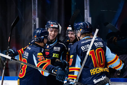 Djurgårdens Albin Grewe jublar