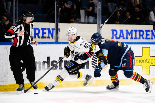 Västerås Konstantin Komarek och Djurgårdens Jakob