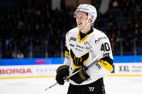 Västerås Isak Skedung har ont