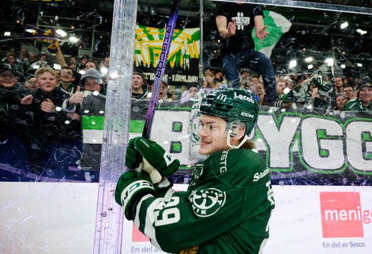 Färjestads Lucas Forsell jublar
