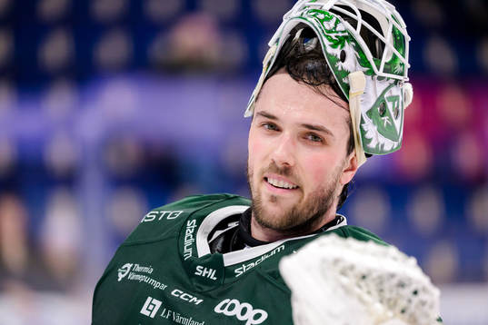 Färjestads målvakt Maxime Lagacé jublar