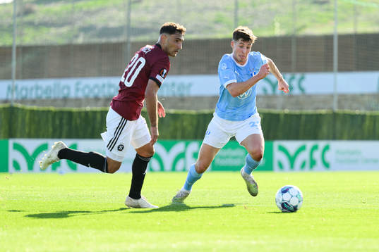 Qazim Laci of Sparta Prag and Lasse Berg Johnsen of Malmö