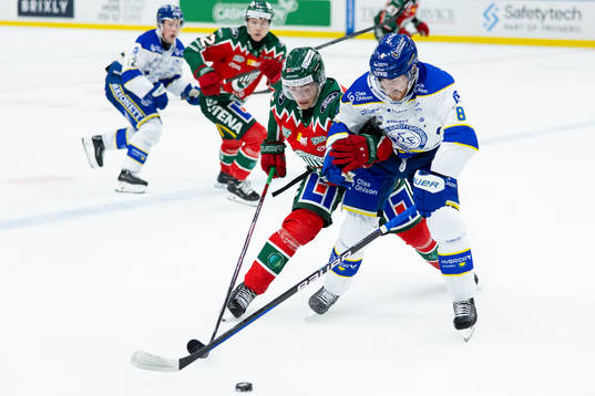 Frölundas Isac Born och Leksands Matt Caito