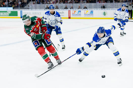 Frölundas Carl Klingberg och Leksands Lucas Lagerberg