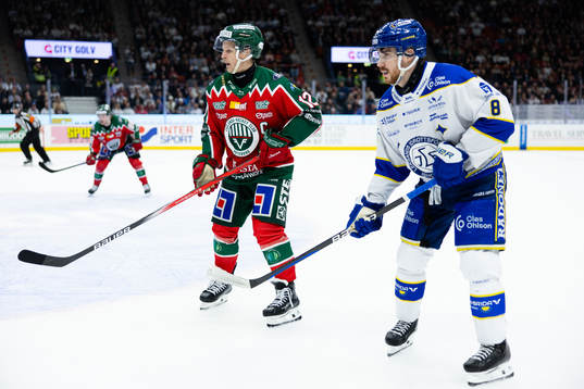Frölundas Max Friberg och Leksands Matt Caito