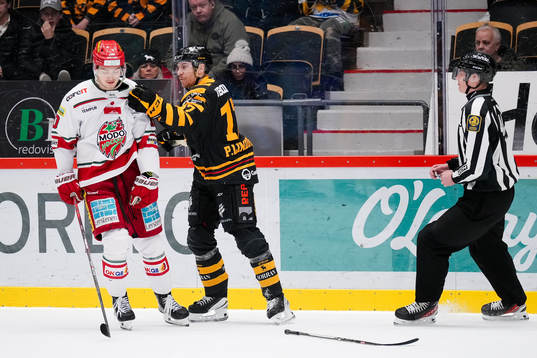 MoDos Sampo Ranta och Skellefteås Pär Lindholm