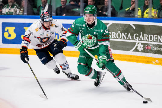 Växjös Keegan Lowe och Rögles Felix Nilsson