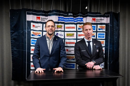 Rögles tränare Roger Hansson och Växjös tränare