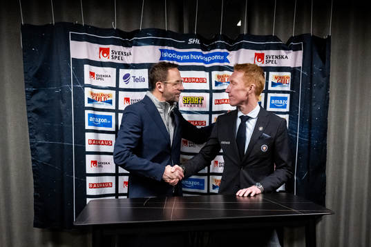Rögles tränare Roger Hansson och Växjös tränare