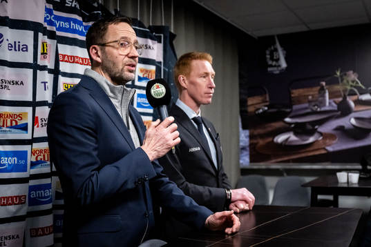 Rögles tränare Roger Hansson och Växjös tränare