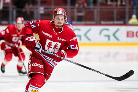 Timrås Jonathan Dahlén