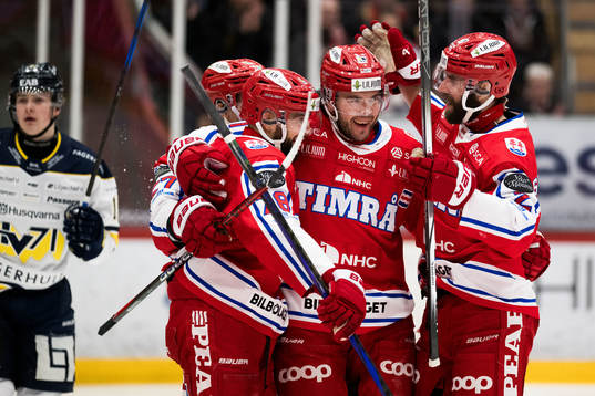 Timrås Magnus Pääjärvi jublar