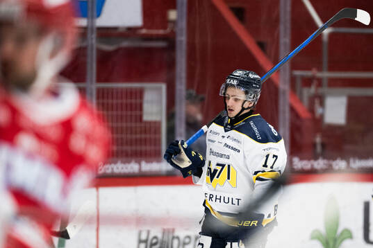 HV71s Isac Brännström deppar