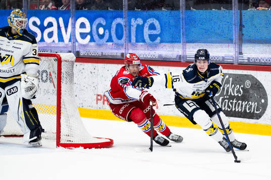 Timrås Filip Hållander och HV71s Axel Landén