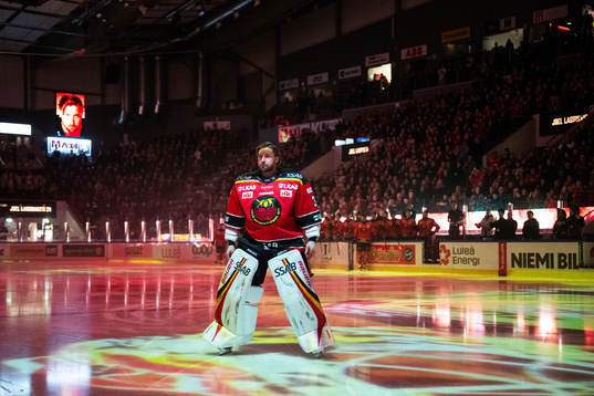 Luleås målvakt Joel Lassinantti hyllas
